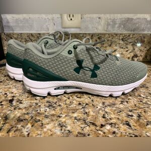 under armour Gemini sneakers